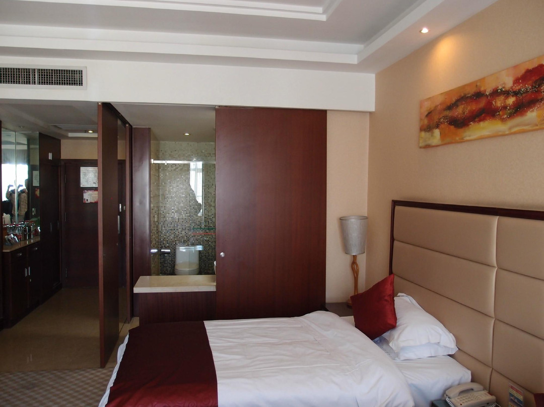 深航国际酒店主图