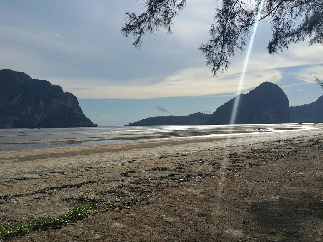Pak Meng Beach景点图片