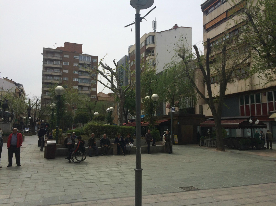 Plaza del Pilar景点图片
