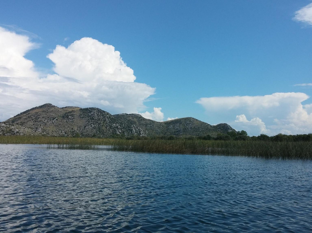 Jablan Lake景点图片