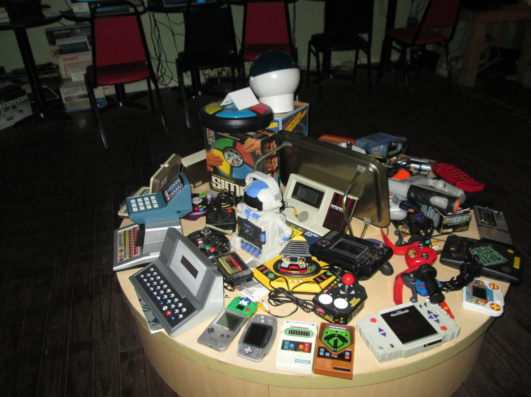 Mr Robot Shop - Museum-Canton必去景点