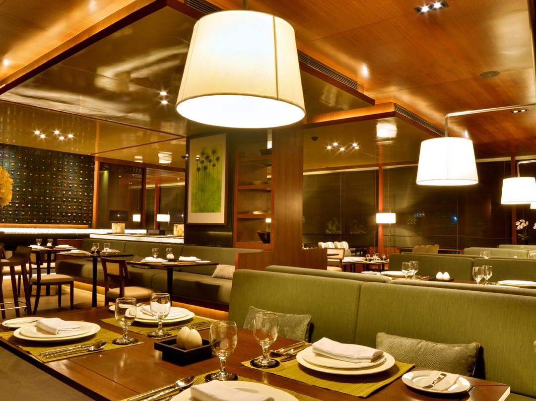 内比都酒店住宿-Emerald Palace Hotel