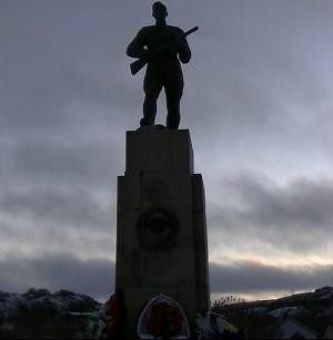 Soviet Liberation Monument-希尔克内斯必去景点