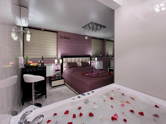 Alt Ritter on Lunacharskiy主图