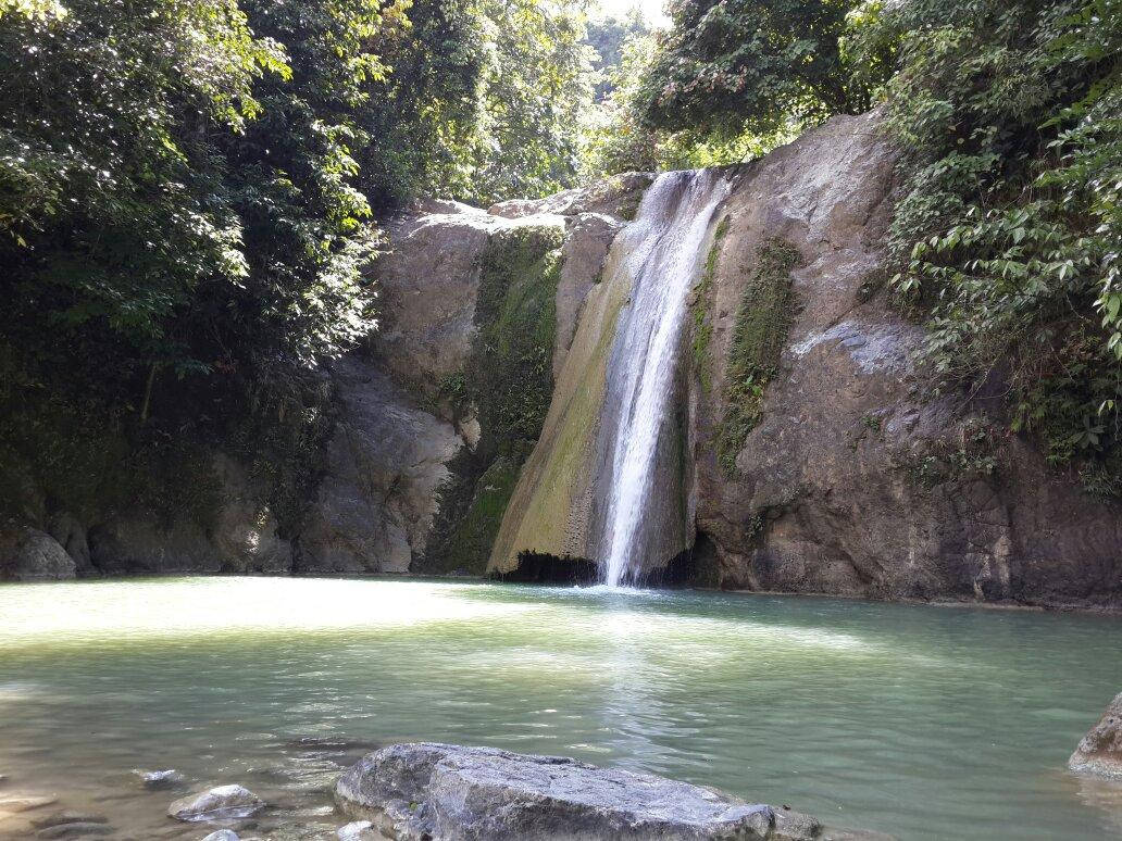 Hindang Falls景点图片