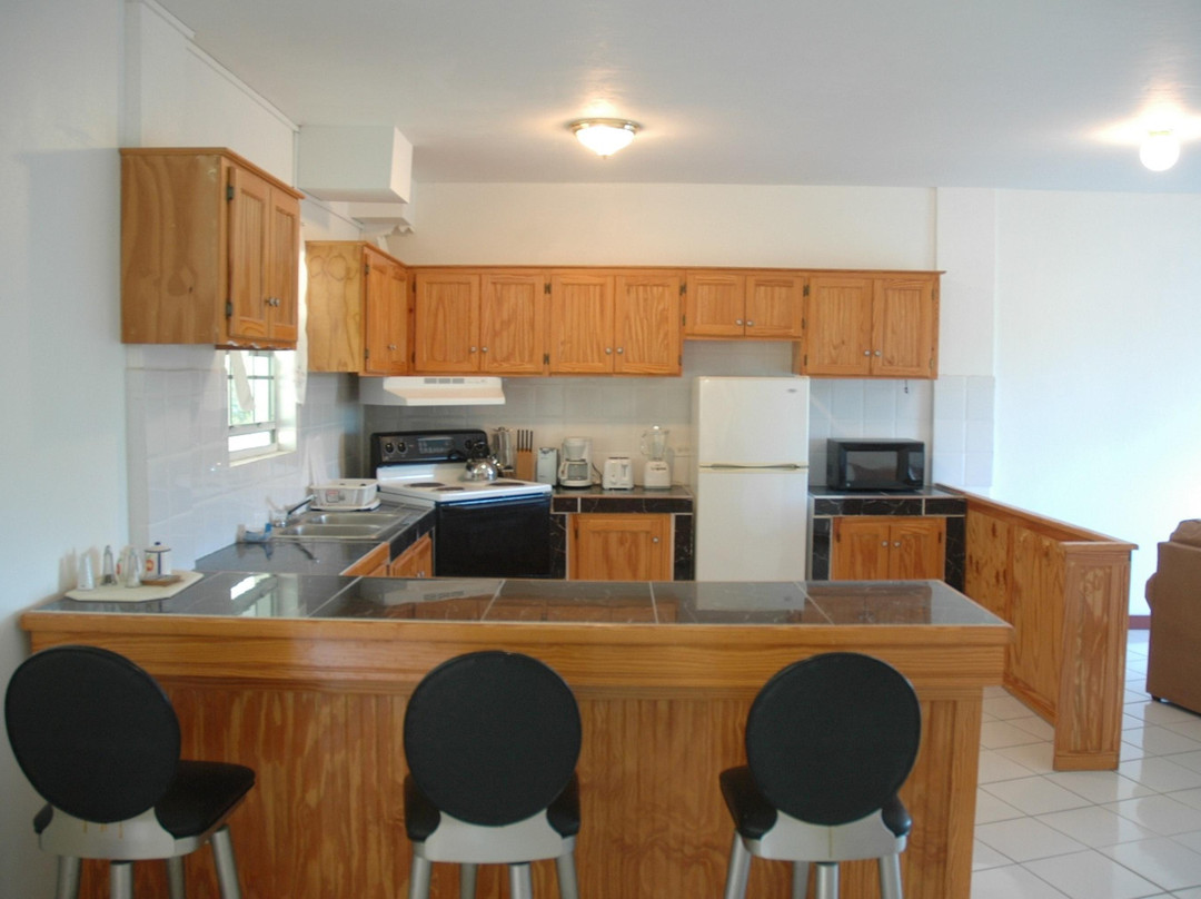 Royal Cove Hotel主图