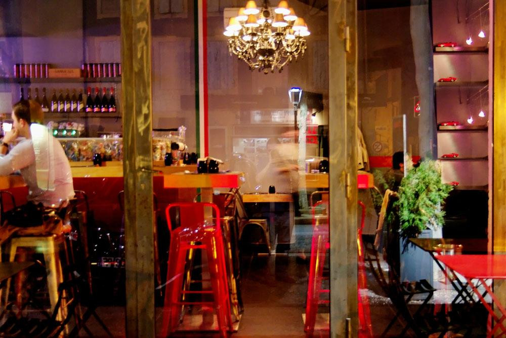 La Cantina