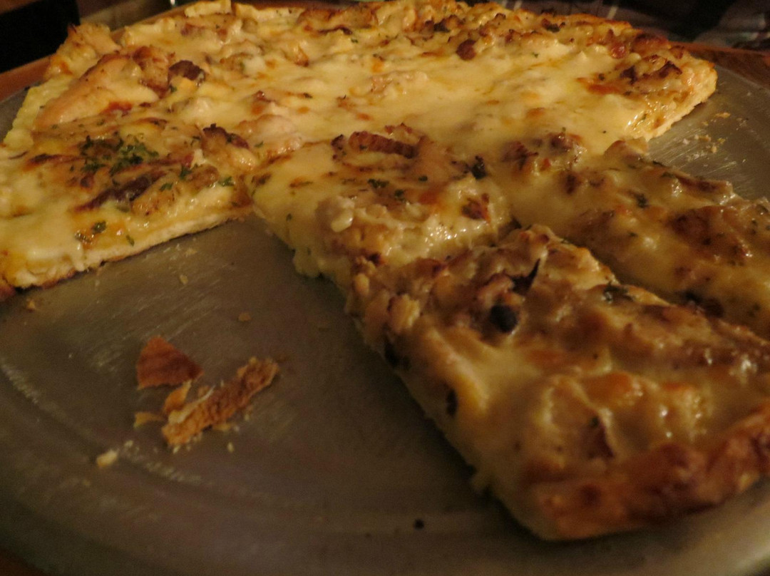 Aurora餐馆和美食-R Bar