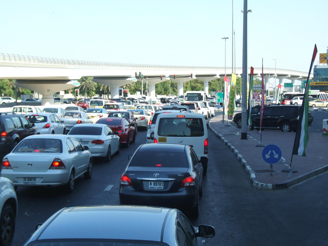 谢赫扎耶德路-迪拜必去景点