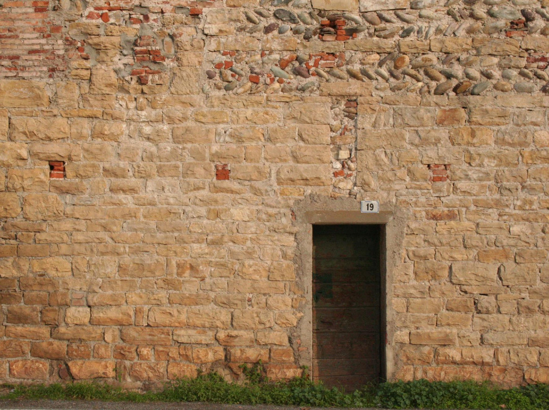 Edificio Fortificato Carlinga景点图片