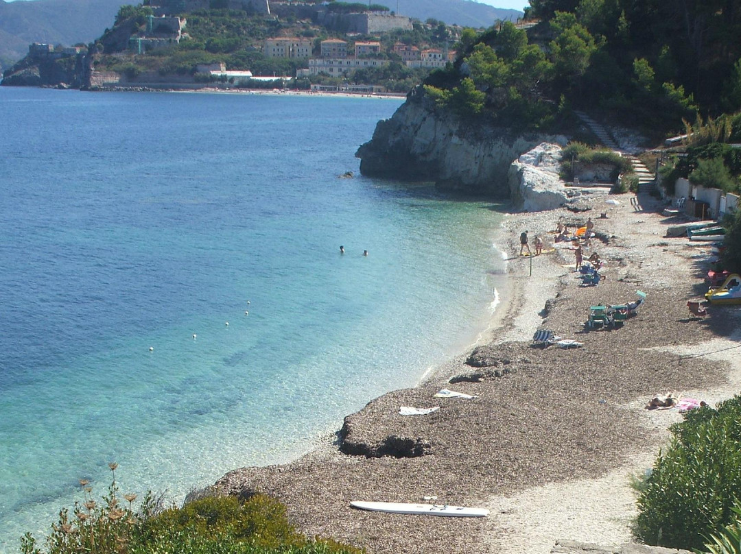 Spiaggia di Padulella景点图片