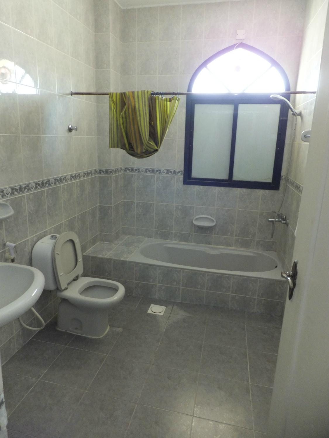 Al Jumhour Hotel Apartments-浴室