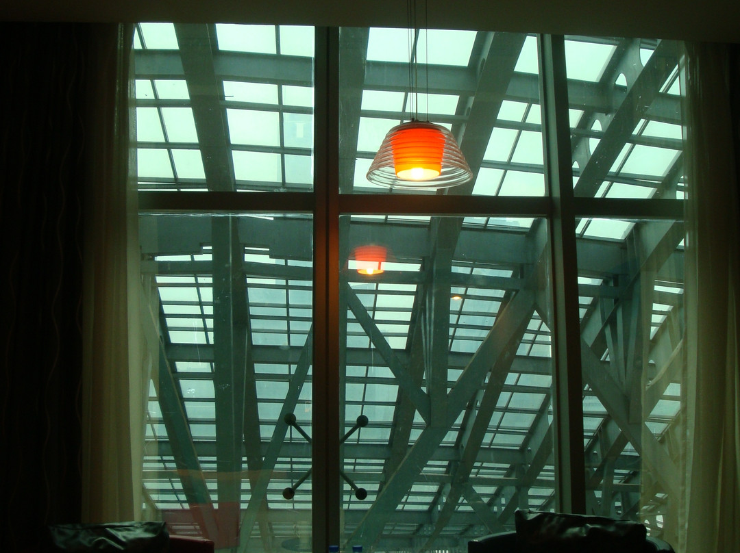 山水时尚酒店(广州火车东站店)主图