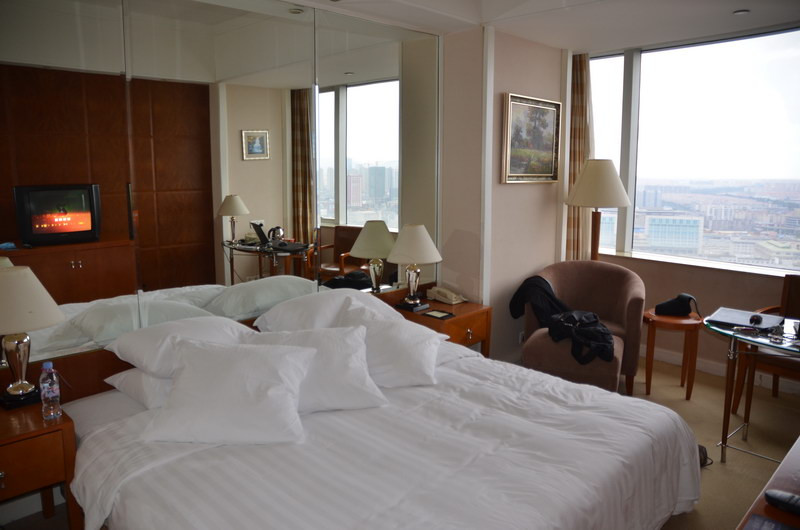 昆明佳华广场酒店主图