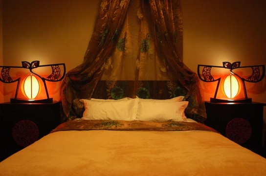 蝴蝶·牡丹亭国风雅宿（甲秀楼青云集市店）主图