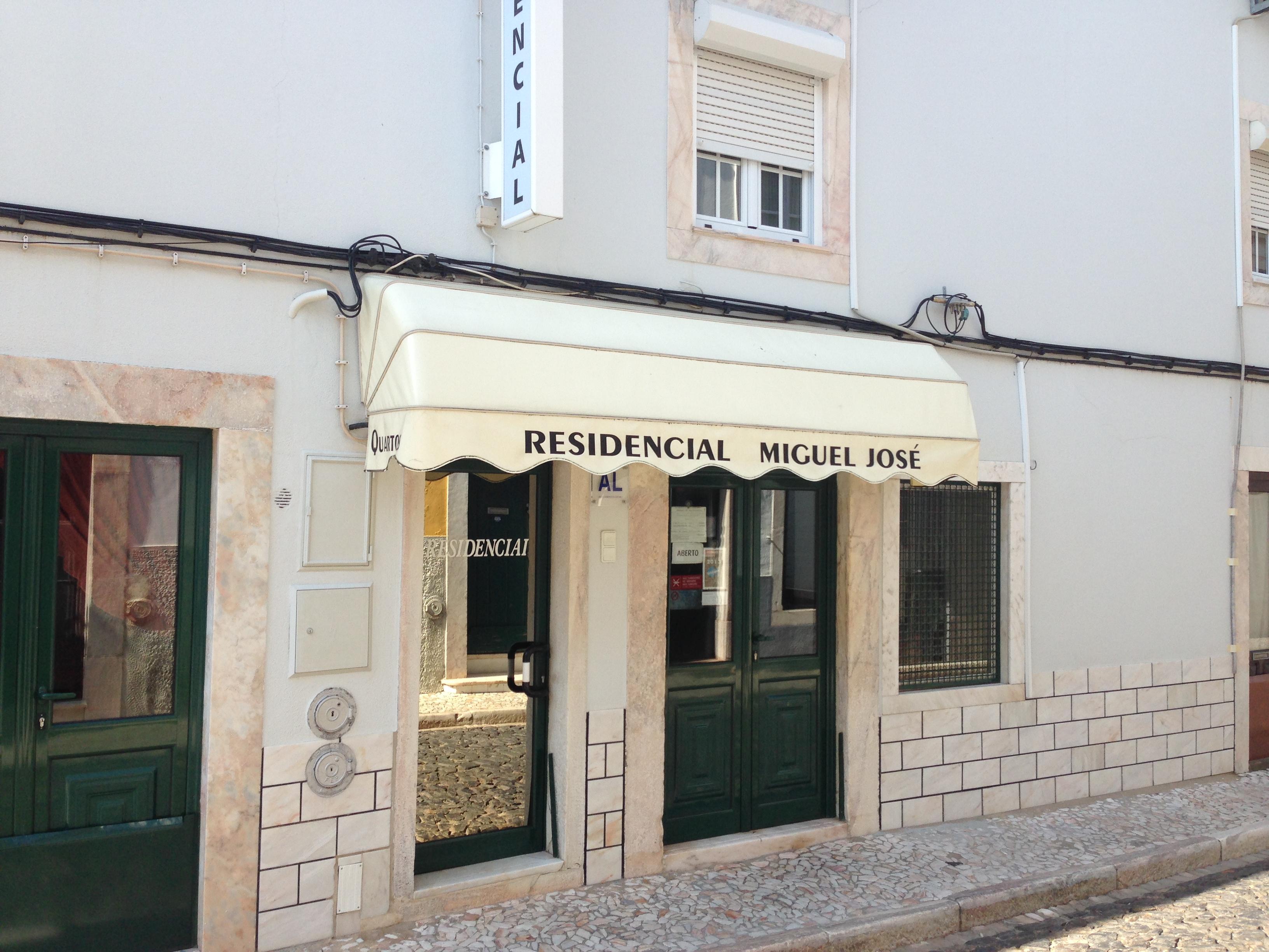 Residencial Miguel Jose-官方