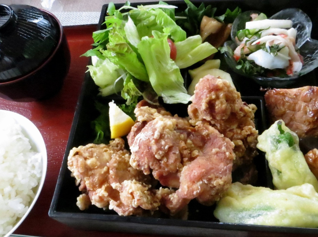 ゆりてい カフェ