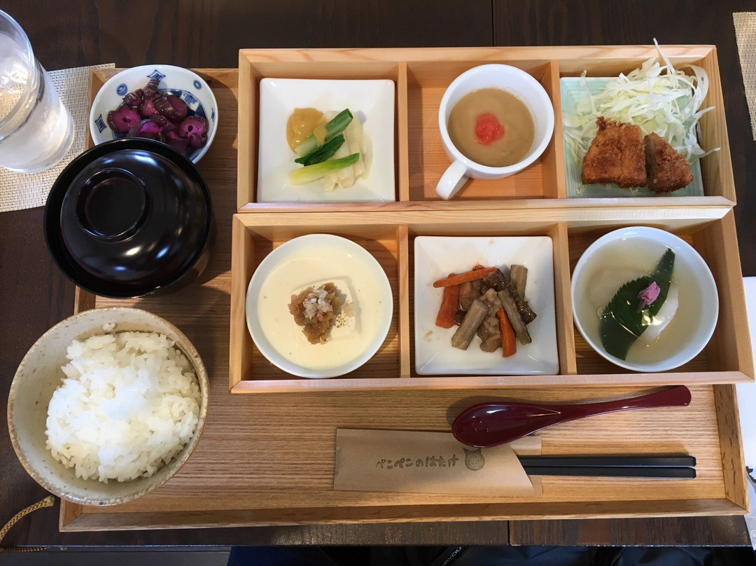 当别町餐馆和美食-Restaurant & Cafe Peko Peko No Hatake
