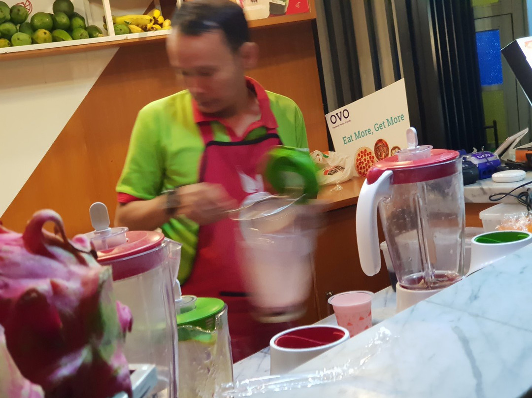 Fruity - Cihampelas Walk