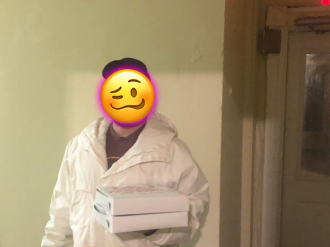 Cusatos Pizzeria and Deli