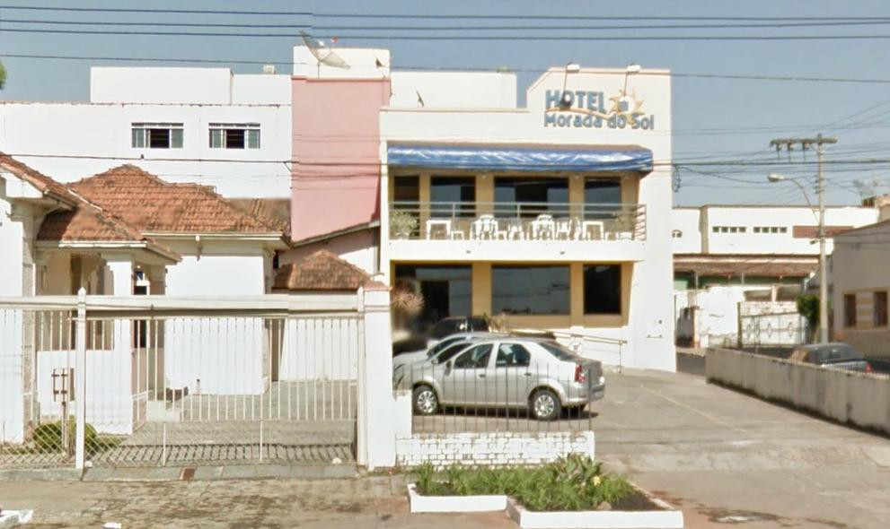 马拉达杜索尔酒店