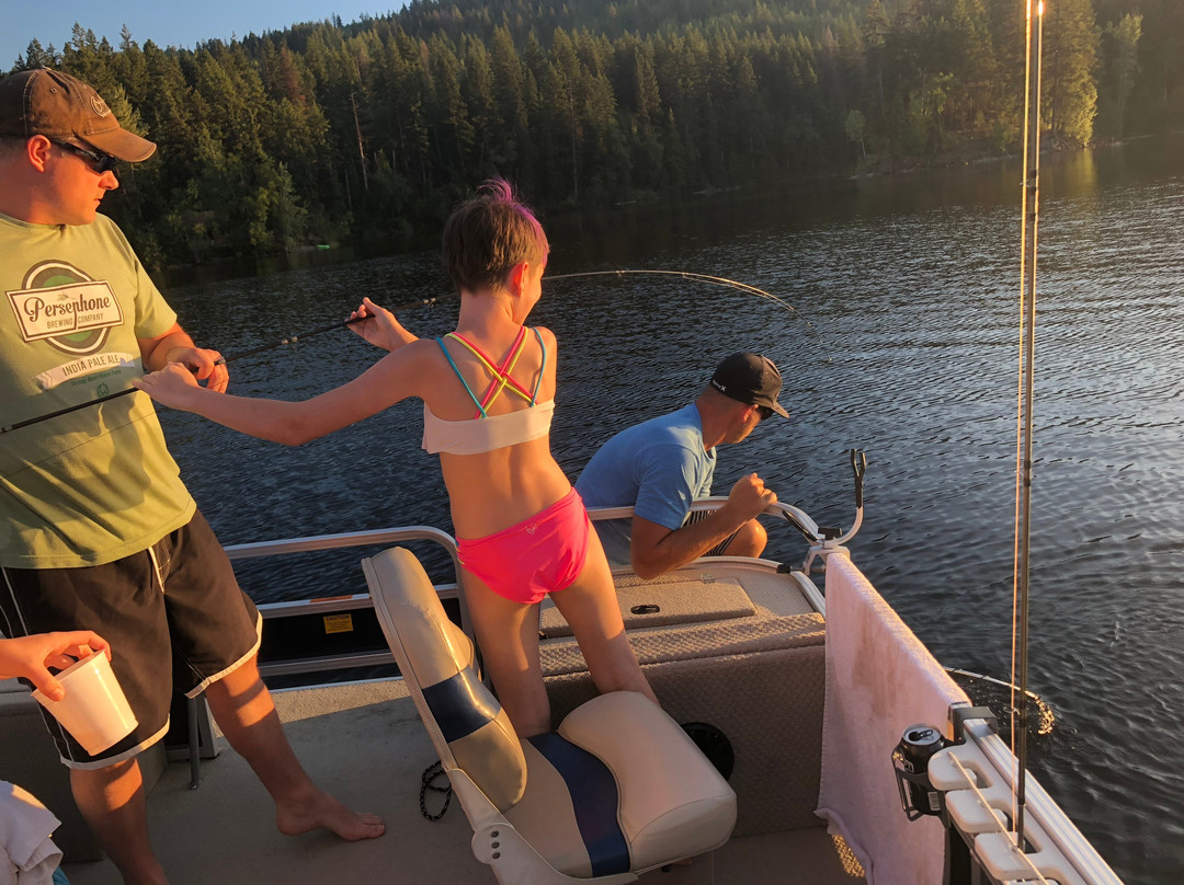 Fast Action Fishing Adventures景点图片