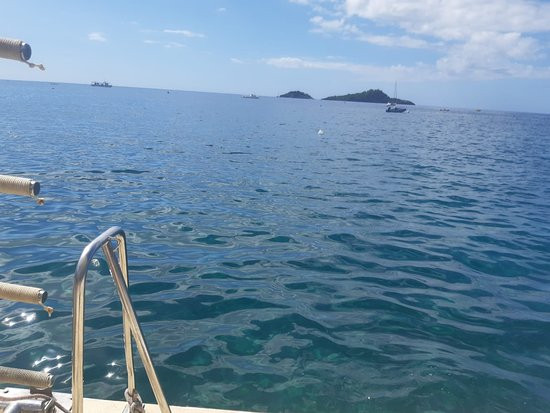 Archipel Plongée-Bouillante必去景点