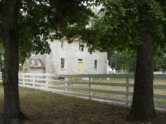 Shaker Village of Pleasant Hill景点图片