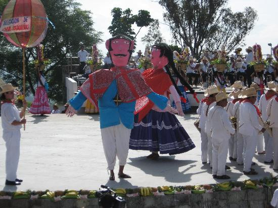 Auditorio Guelaguetza-瓦哈卡必去景点