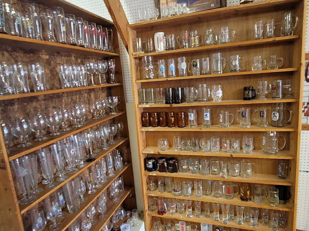 Bahoukas Antique Mall景点图片