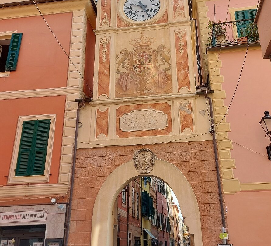 Porta Passorino-洛阿诺必去景点