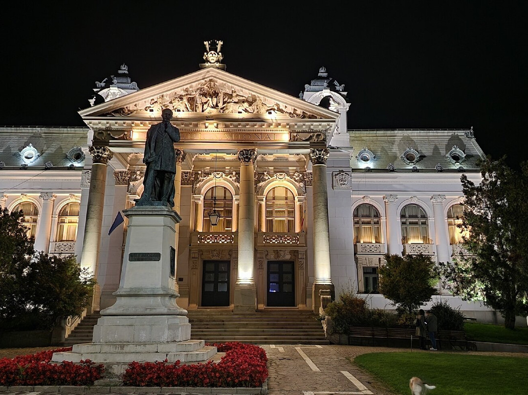 Teatrul Național Vasile Alecsandri (National Theatre Vasile Alecsandri)-雅西必去景点