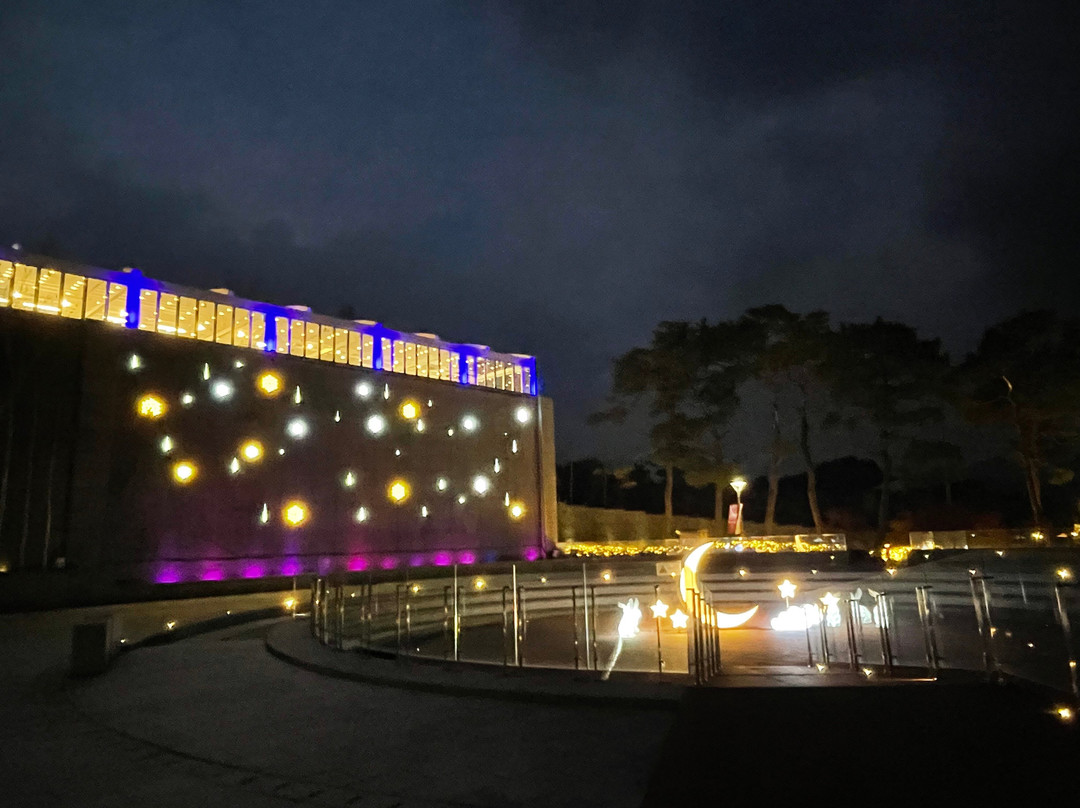 Bloomvista Hotel & Conference主图