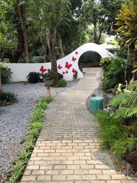 普万娜丽度假村-官方