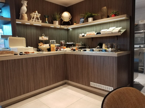 宜必思尚品圣康坦酒店主图