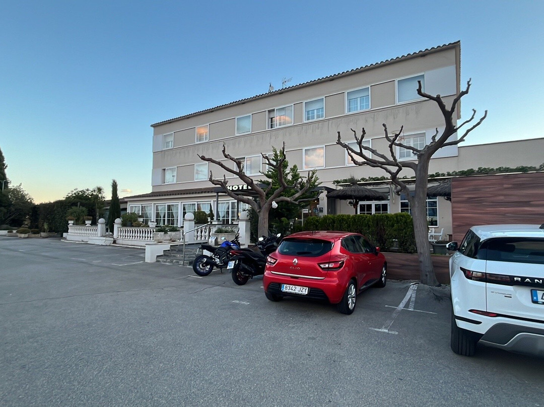 菲格雷斯公园酒店主图