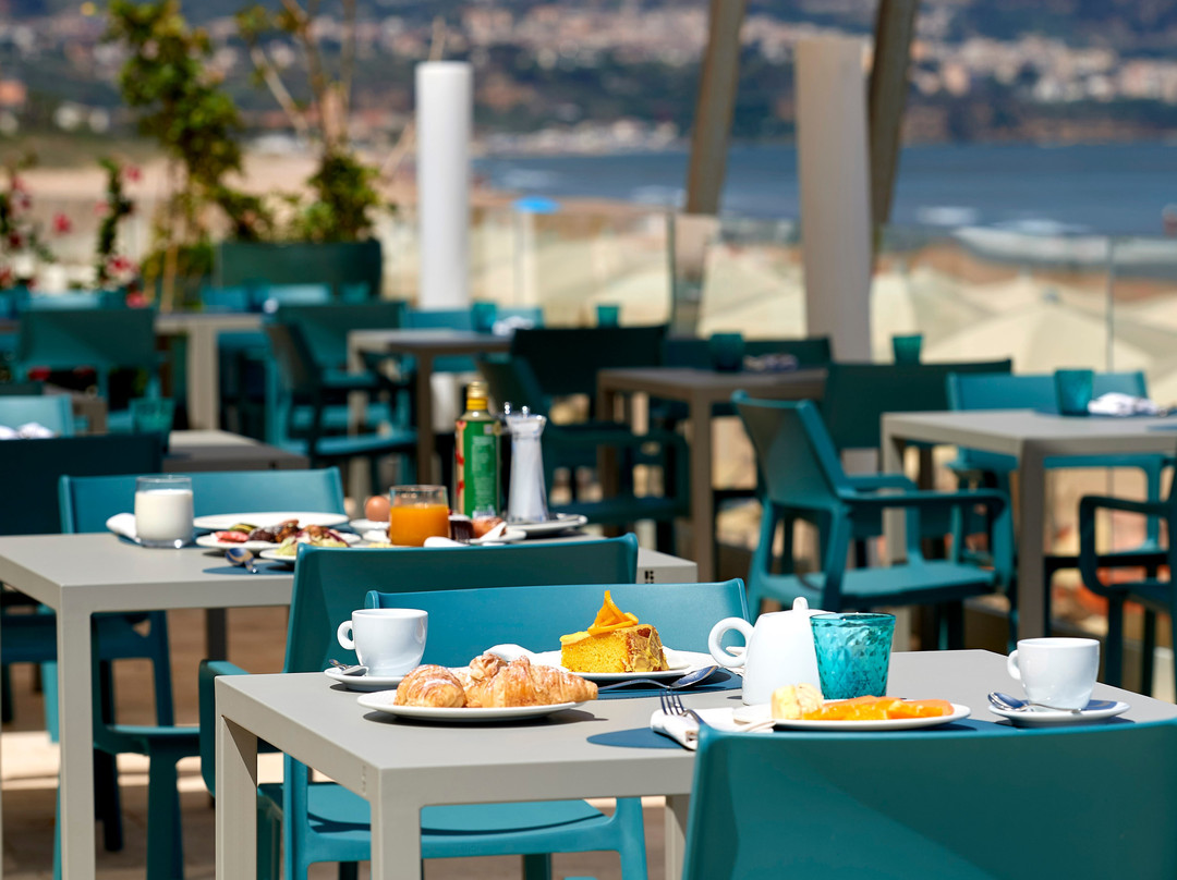 Bandiera Gialla Beachclub And Restaurant