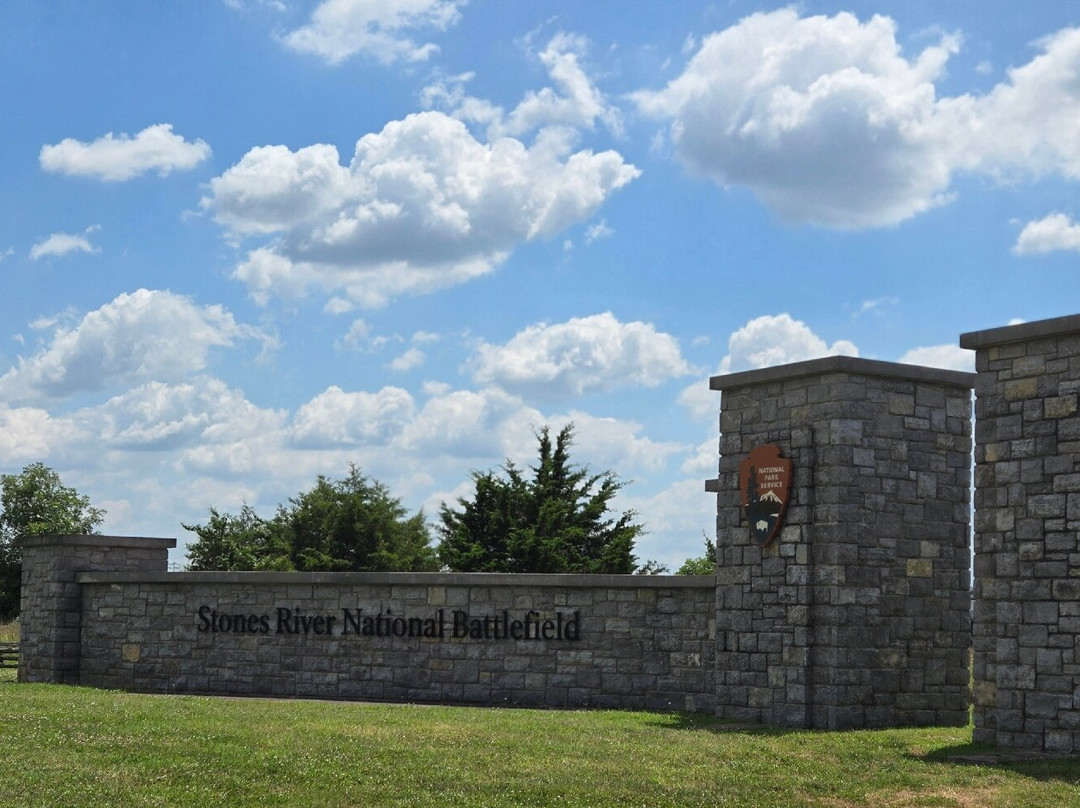 Stones River National Cemetery-默弗里斯伯勒必去景点