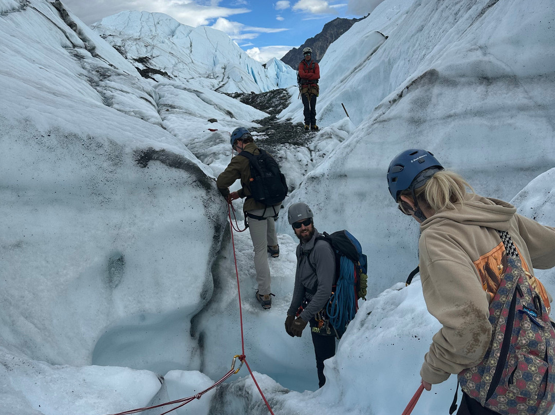 Nova Alaska Guides景点图片