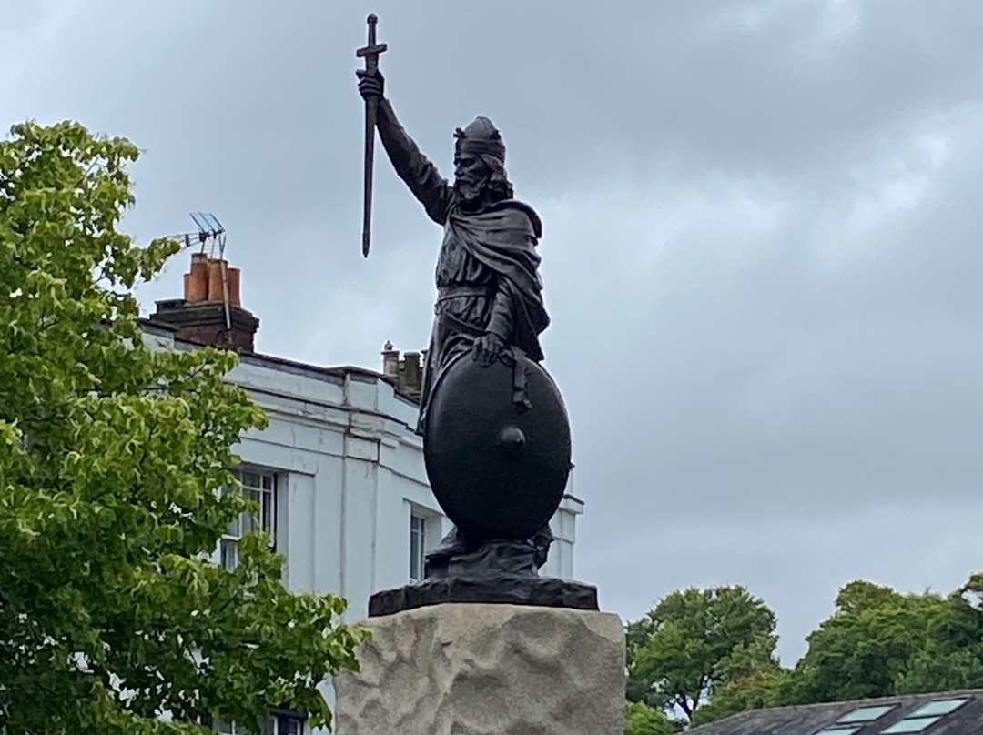 Statue of Alfred the Great景点图片