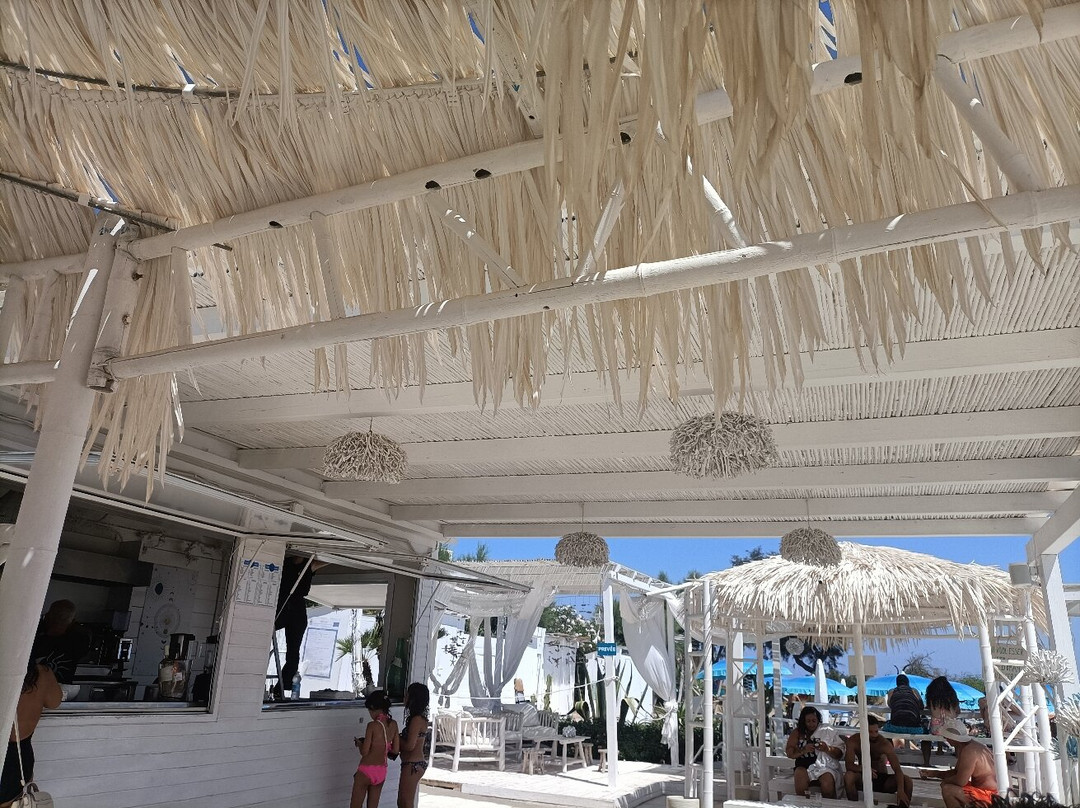 T BEACH Mezzaluna景点图片