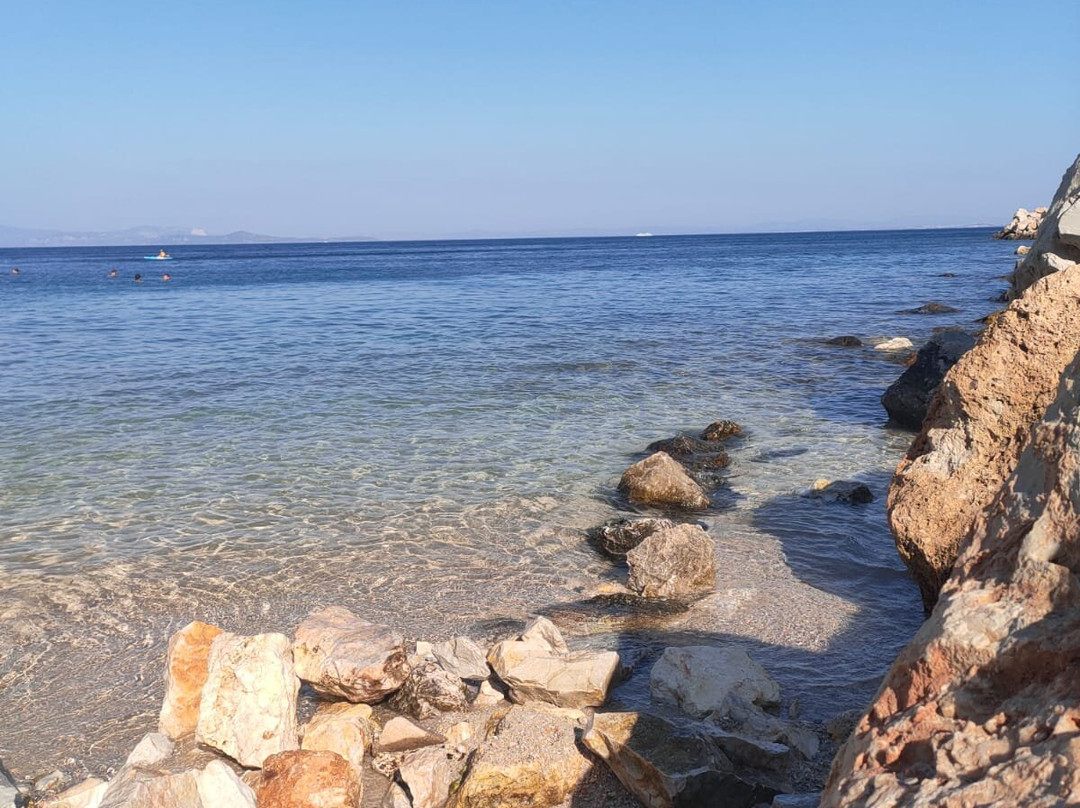 Glaroi Beach-Moni Mirsinidiou必去景点