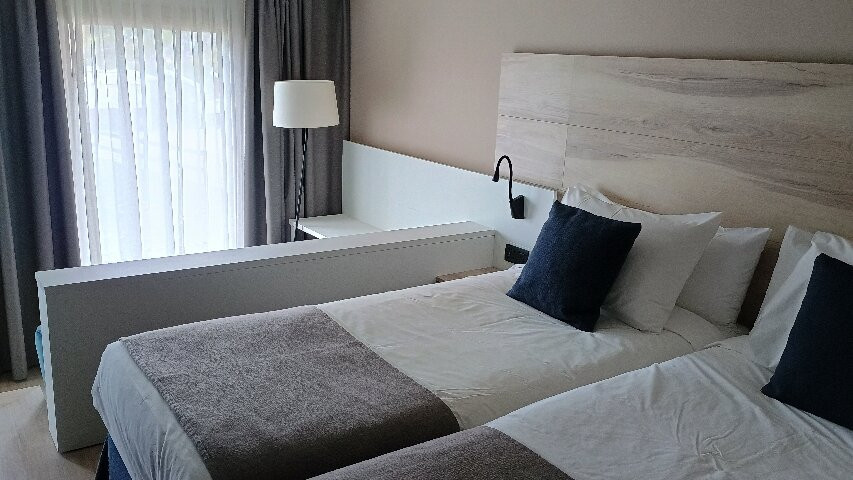 蒙塔图酒店主图