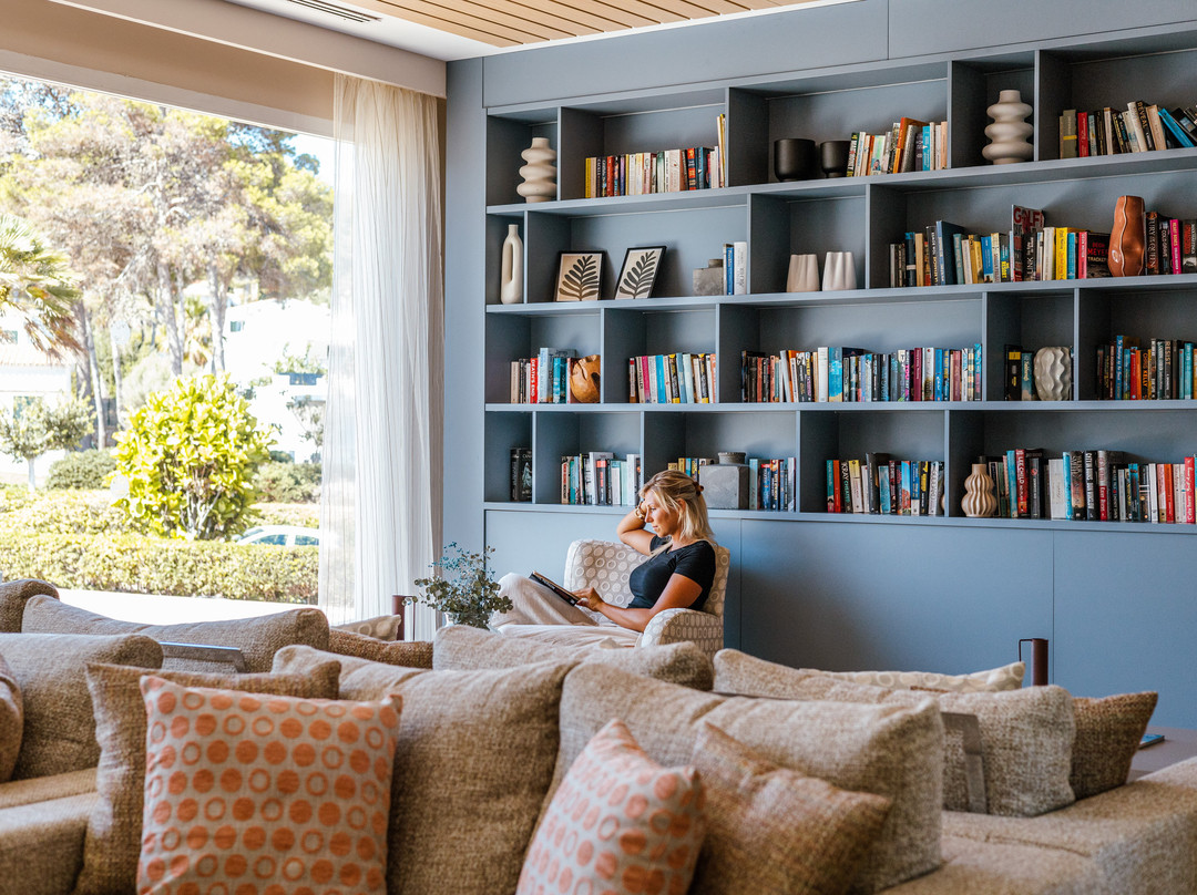 Seth Santo Tomás主图