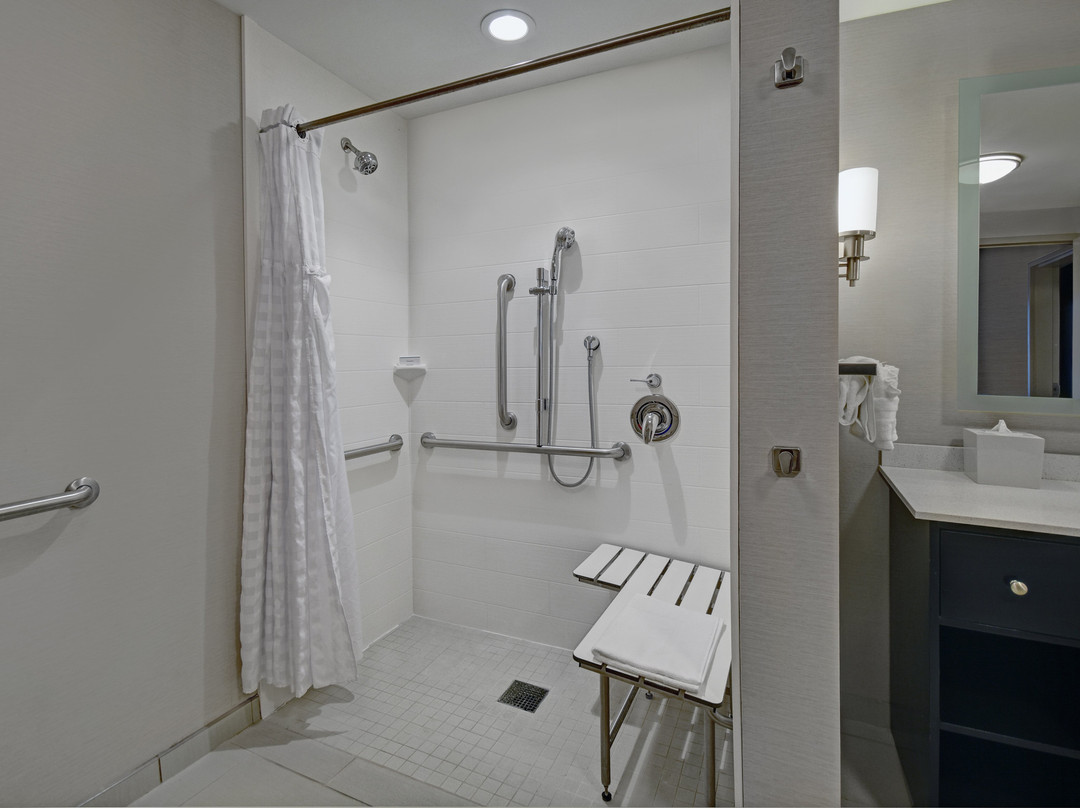 Homewood Suites By Hilton Hamilton主图