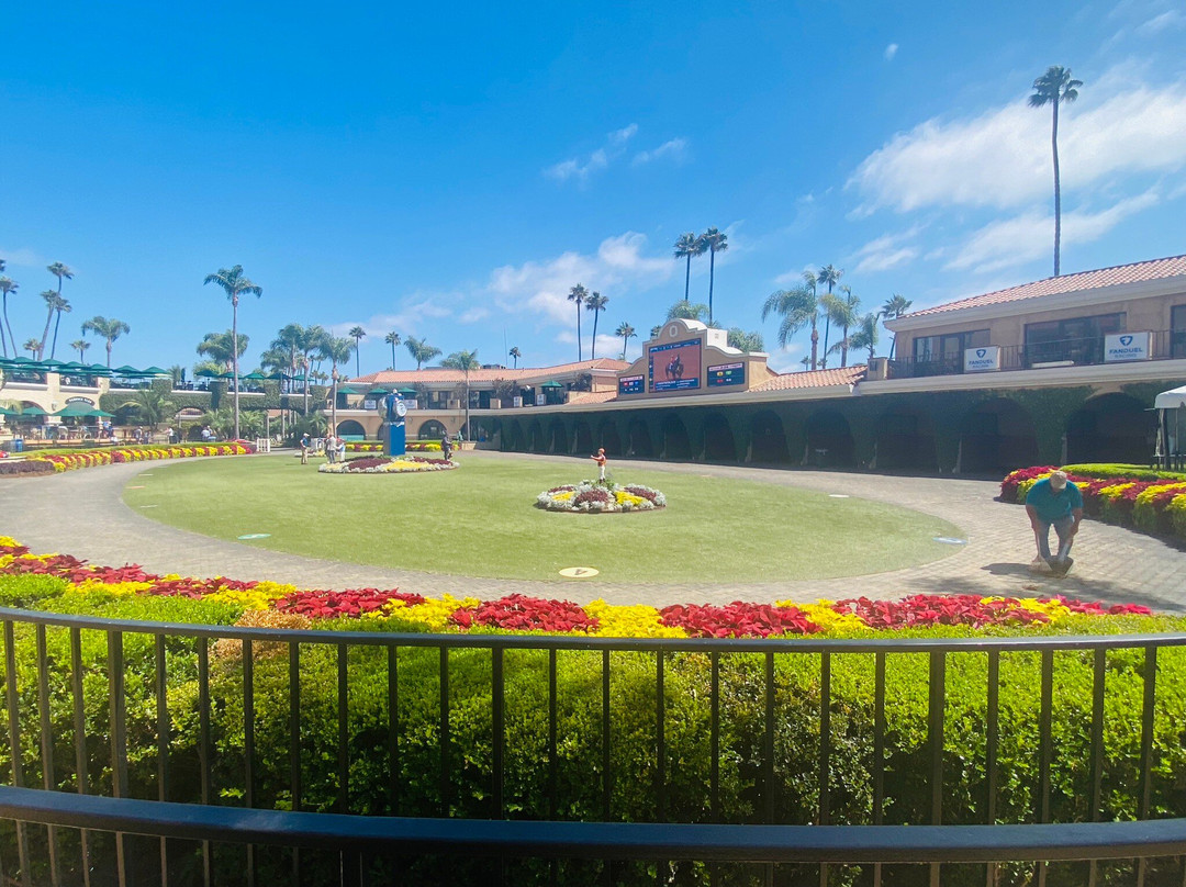 赢家圈度假酒店主图