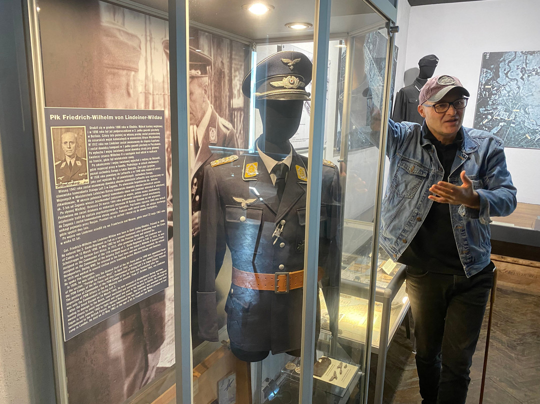 Stalag Luft 3 & Stalag Viiic Pow Camps Museum景点图片