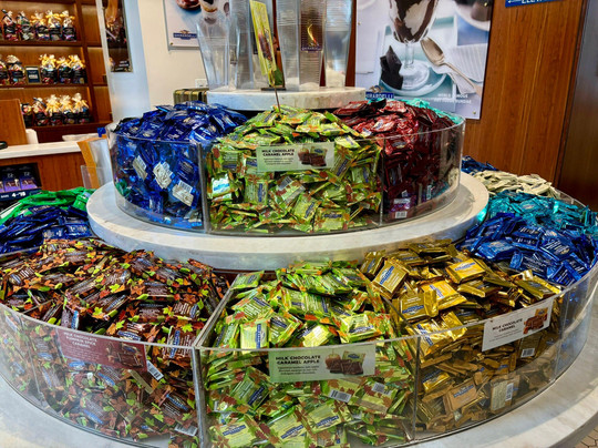 Ghirardelli Chocolate Shop-芝加哥必去景点