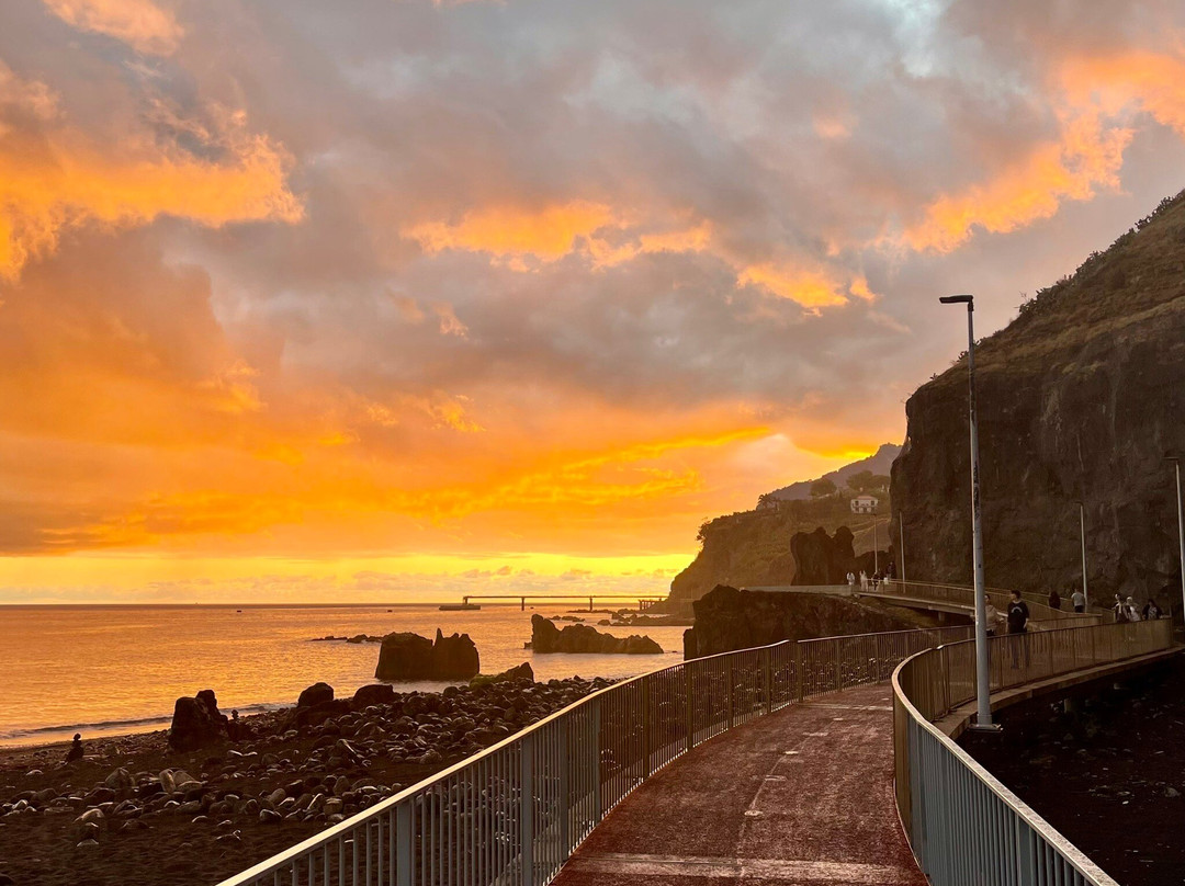 Praia Formosa Beach  Madeira-沙尔必去景点
