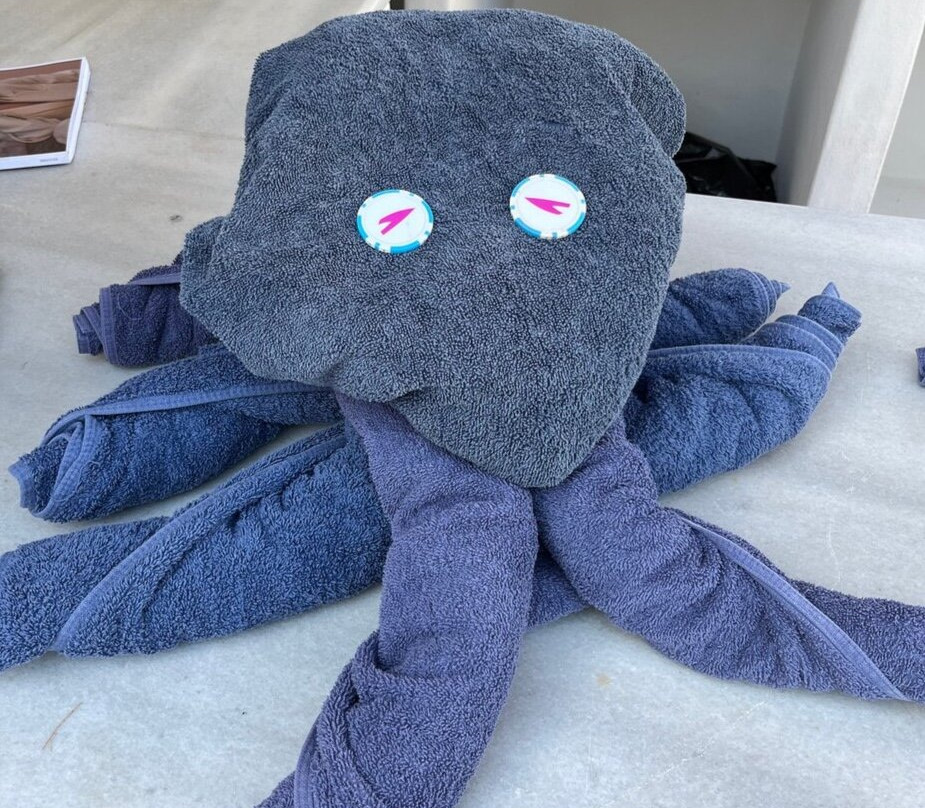 The Peligoni Club主图